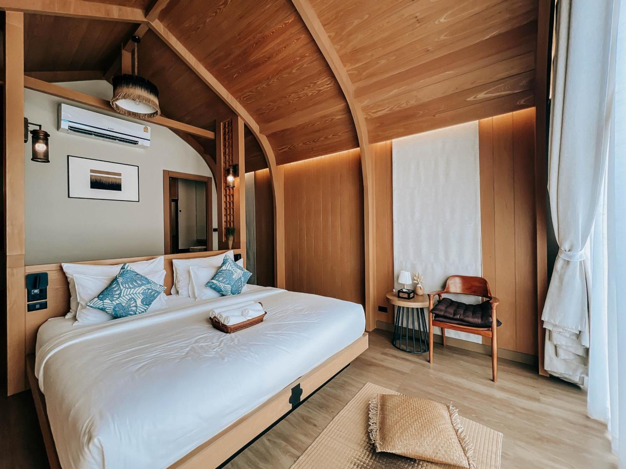 Le La Lake Resort And Spa Kaeng Kachan Bagian luar foto