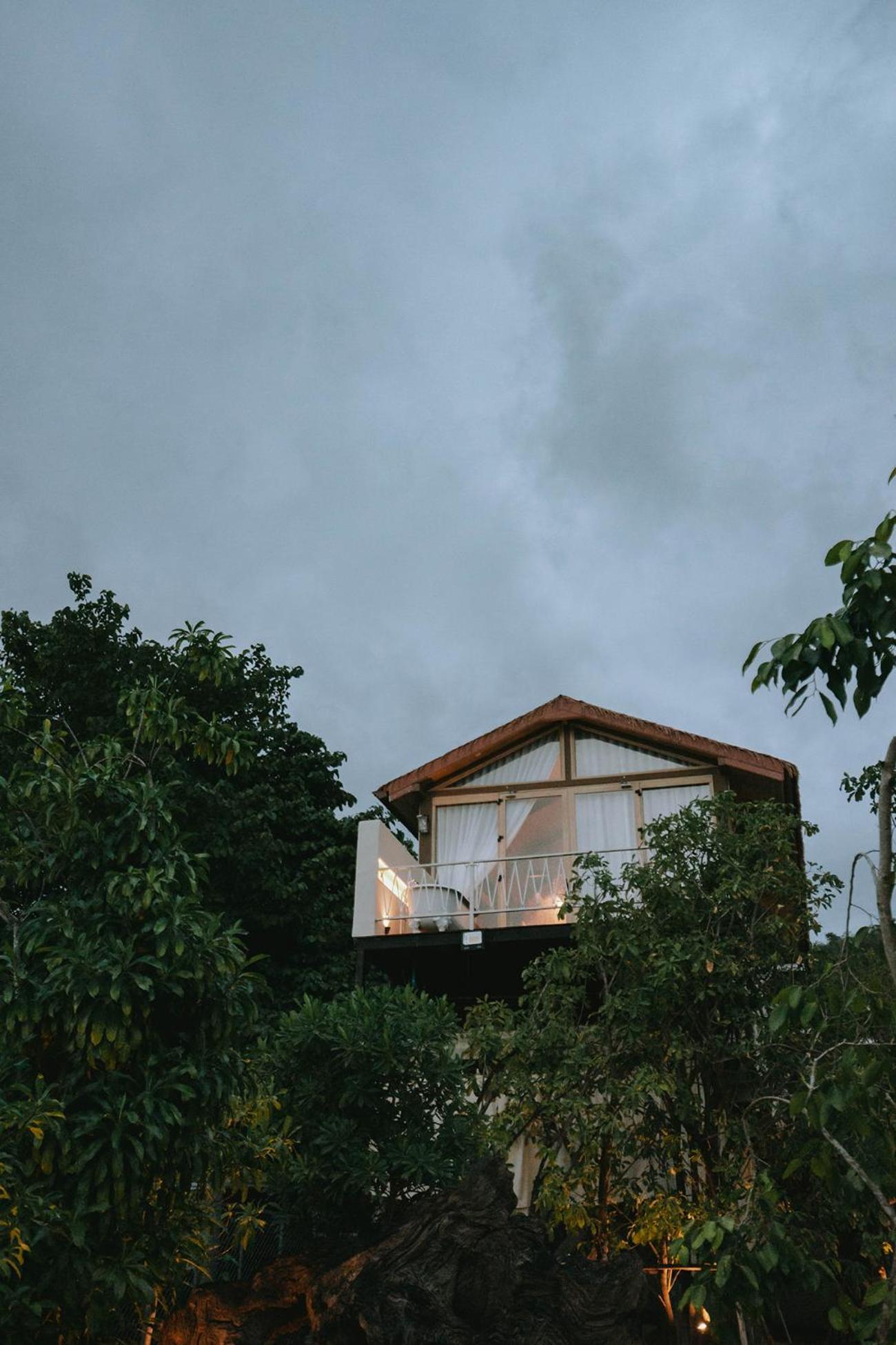 Le La Lake Resort And Spa Kaeng Kachan Bagian luar foto